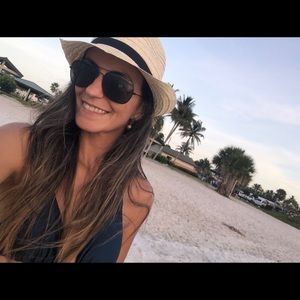 Meet your Posher, Gabriele